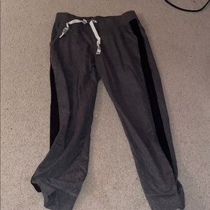 Capri Joggers
